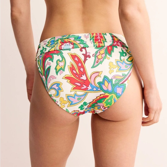 Boden Milos Smocked Bikini Bottoms Ivory Paisley Azure Size 4 Colorful Playful - Picture 7 of 15